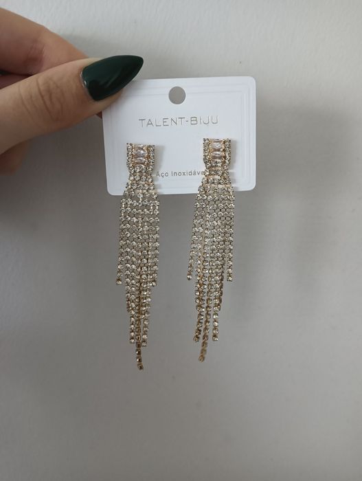 Brincos compridos brilho