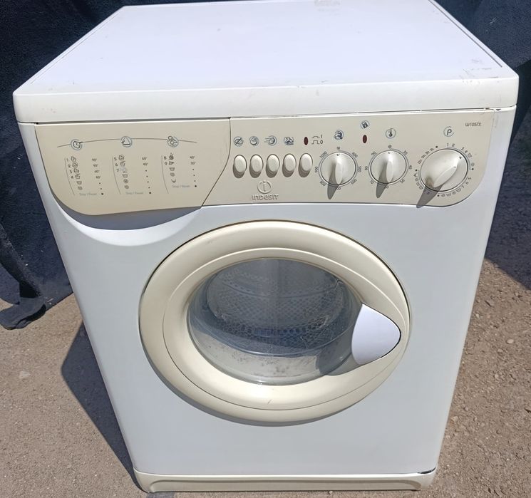 Стиральная машина Indesit 5кг.