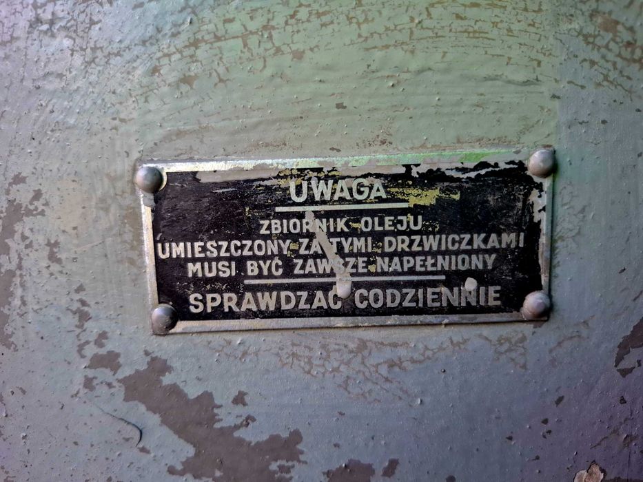 Solidna Polska Frezarka Mechanicy Pruszków – Sprawna!