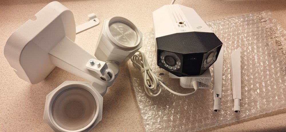 Reolink Duo 2 WiFi  Floodlight