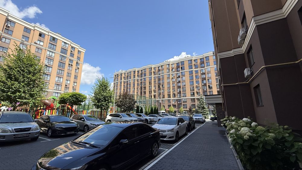 простора  2х  кім., квартира ЖК Софіївські Липки Софіївська Борщагівка