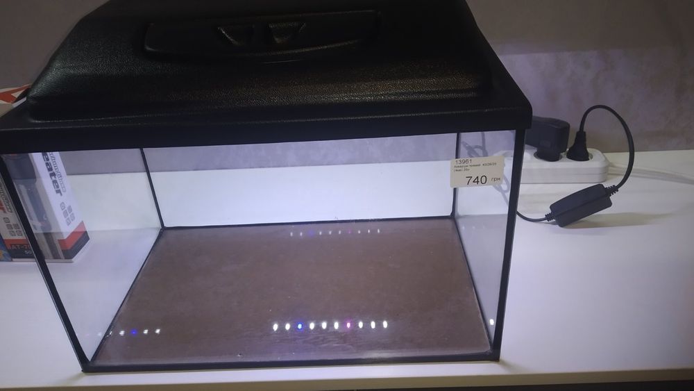 Акваріум 25 літрів.