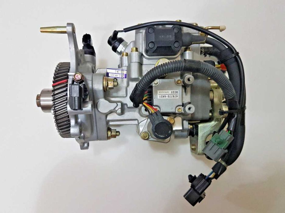 Паливний насос високого тиску ZEXEL VRZ REME190711 109144-3062