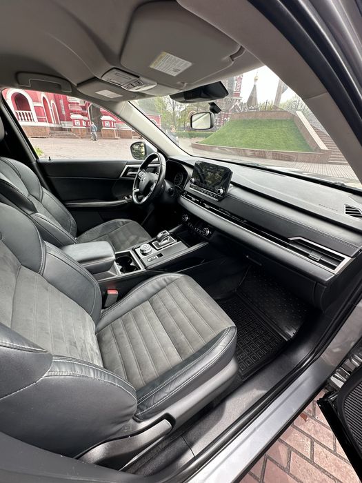Продам Mitsubishi Outlander 2021 2022 2.5 передний привод 130.000 км