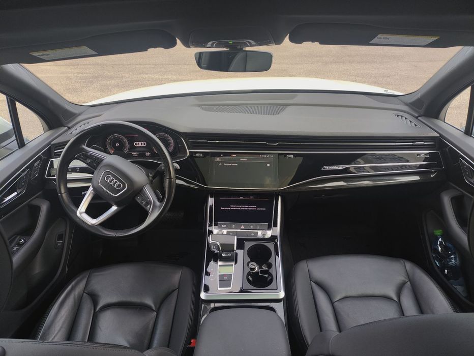 Продам власне авто Audi Q7