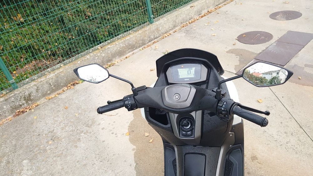 Yamaha Nmax 2023