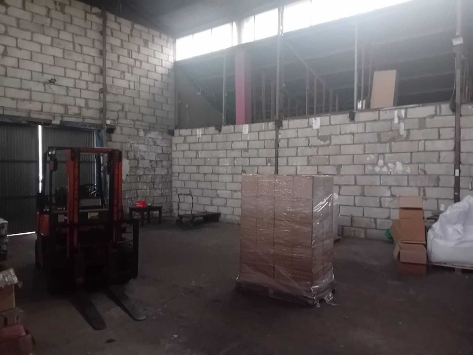 Sprzedam halę biurowo - magazynową (hala, magazyn, biuro, lokal)