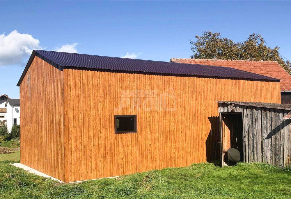 Garaż blaszany 5x9 Brama  3x okno drewnopodobny Dach dwuspadowy GP127