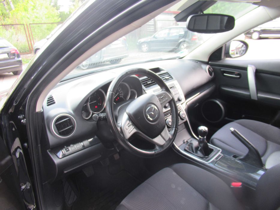 Mazda 6 kombi 2.0D 140km zadbana Z DE nowe opony Pirelli Alufelgi