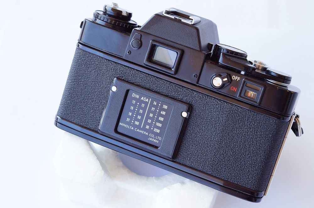 Aparat Minolta XE-1 czarny ładny stan