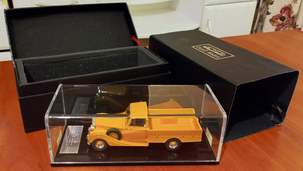 ATC 1/43 Rolls Royce Phanton VI Park Ward Pick-UP 1950 #4AF4