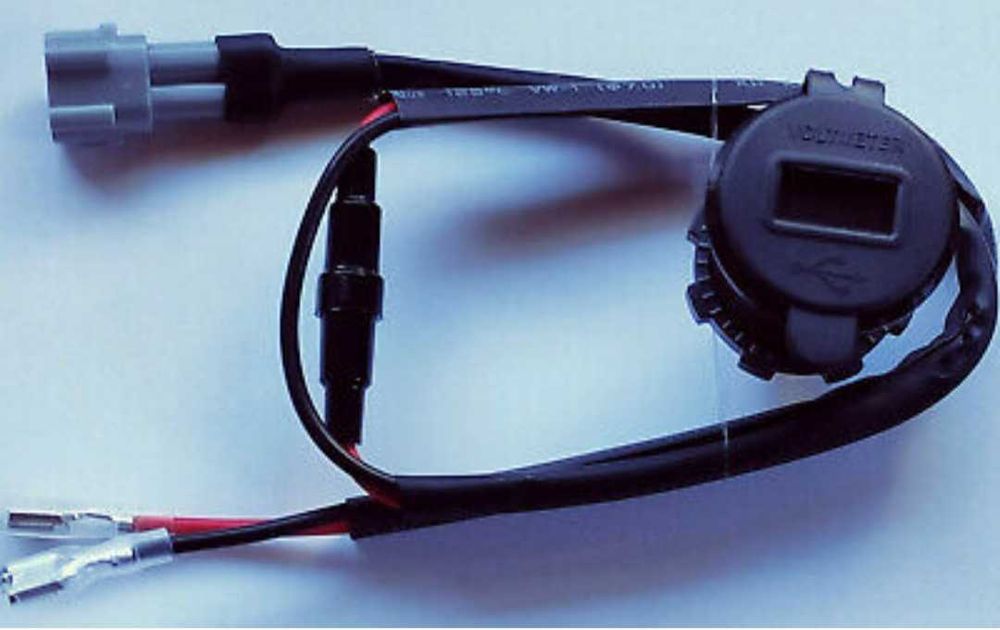 Ładowarka telefonu Yamaha Tracer 9 900 MT09 woltomierz