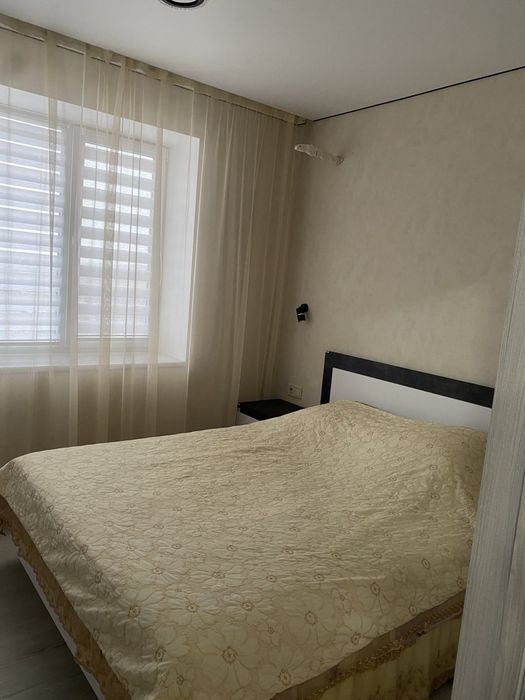 Оренда просторої євро 2к. Є бомбосховище