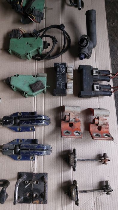 т4 ручка.Зовнішня ручка дверьки-Volkswagen Transporter 4.Дверна ручка