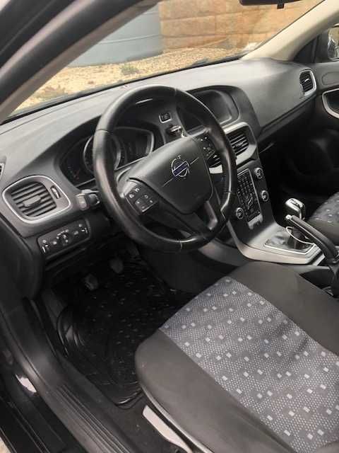 VOLVO V40-D2 de 2016