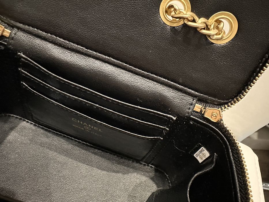 Torebka Chanel Vanity kuferek nowa skóra naturalna