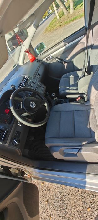 Продам Volkswagen Touran