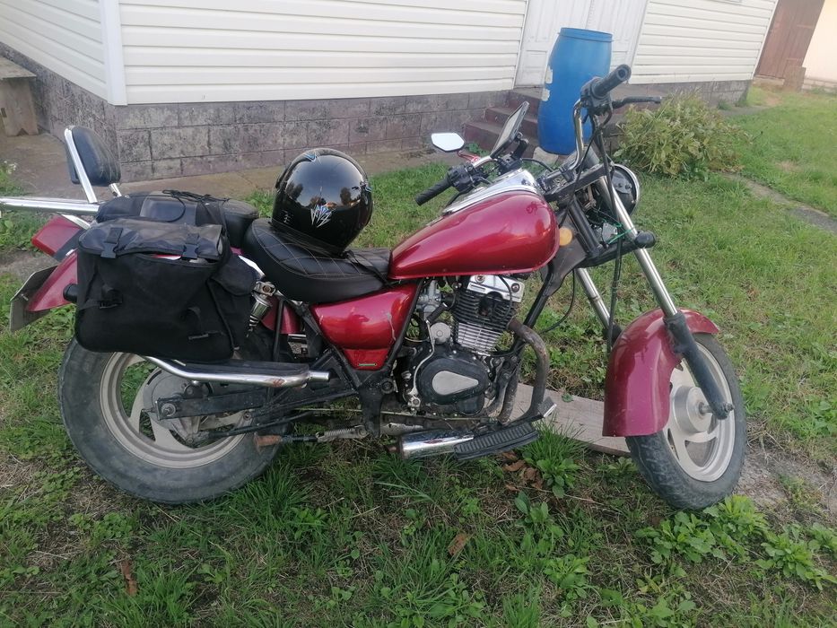 Продаю мотоцикл круізер