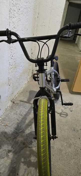 BMX na sprzedaż. Koła 20, pegi w zestawie.