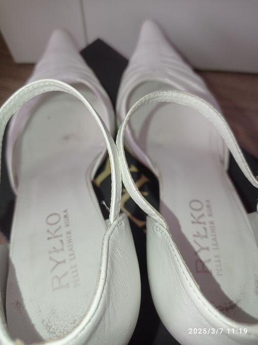 ślubne buty damskie