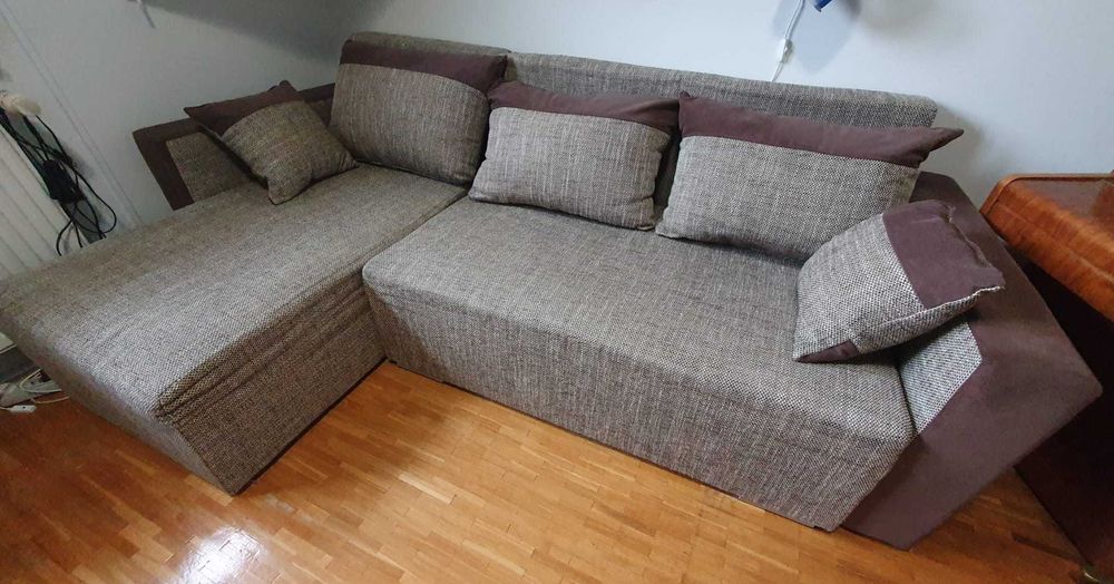 Kanapa z funkcją spania.