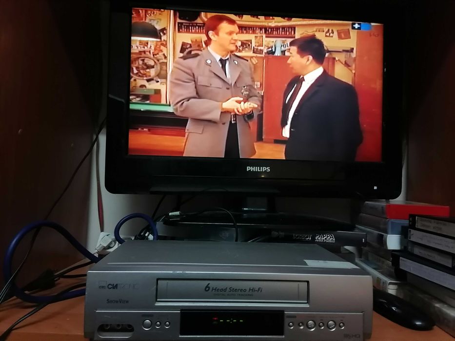 Magnetowid VHS Clatronic VCR598 HI-FI stereo ( PHILIPS,FUNAI)