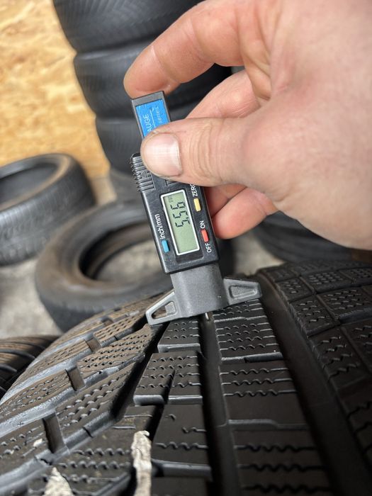 245-50-18 Hankook, зима. Ціна за 4шт. 8000.