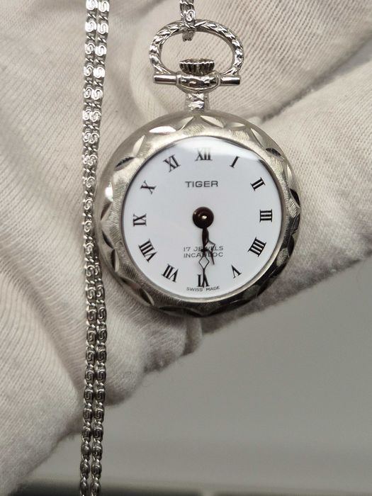 Limited Edition zegarek mechaniczny naszyjnik/wisiorek  *Tiger* SWISS