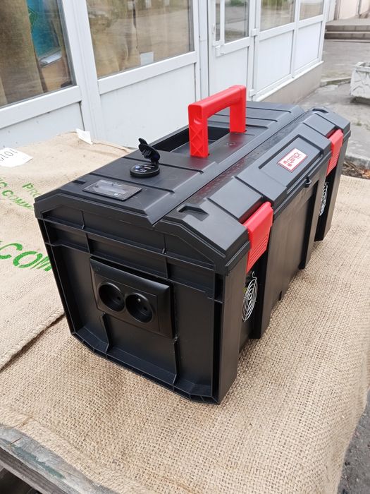 Зарядная станция на 100Ah.