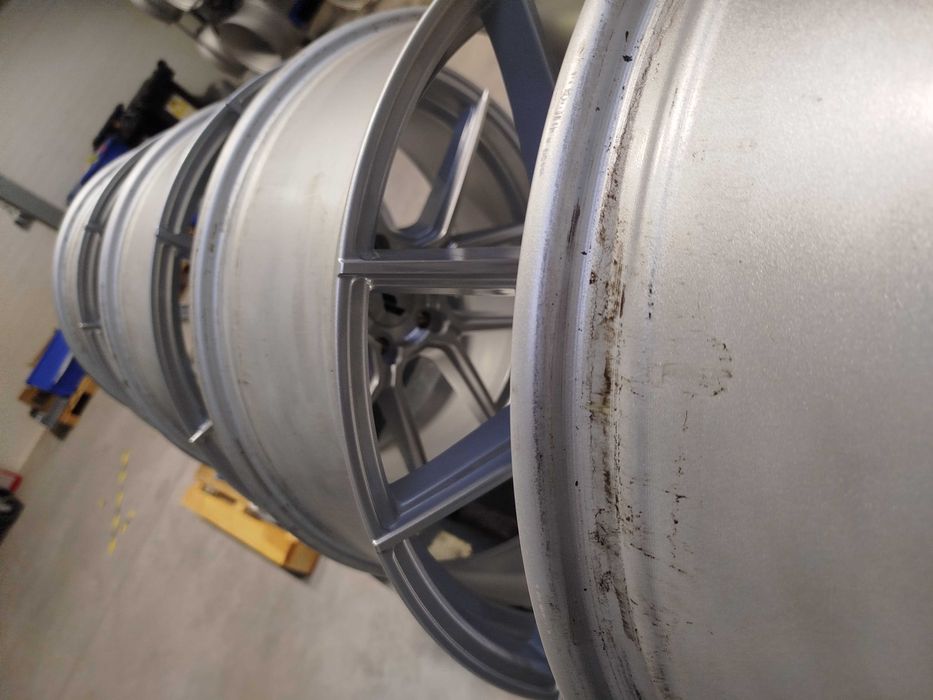 OUTLET! Felgi Japan Racing JR30 20x8,5 ET35 5x115 Silver Machined Face