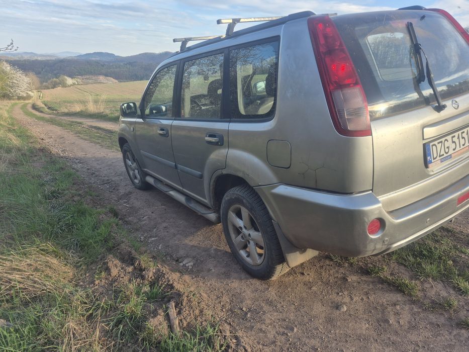 Nissan x trial benzyna