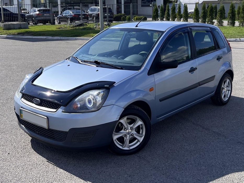 Ford Fiesta 2002-2008 Дефлектор капота EuroCap