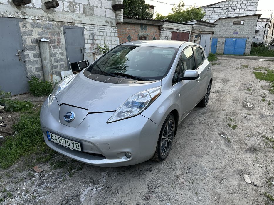 Nissan leaf разборка запчасти шрот
