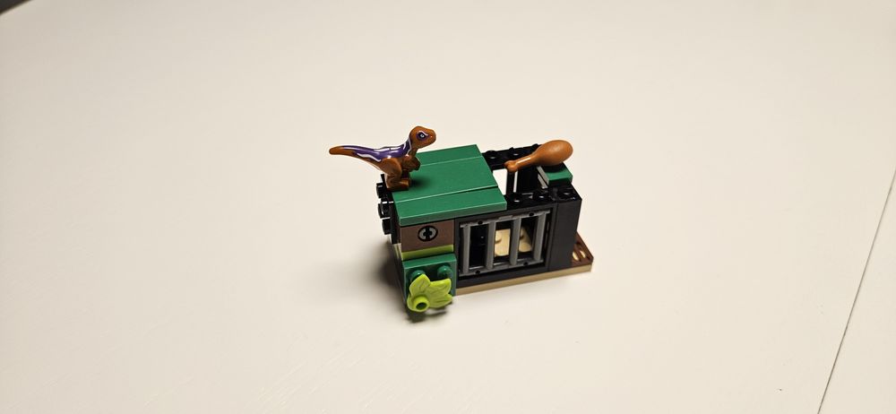 Zestawy klocków Lego z gazetek jurassic