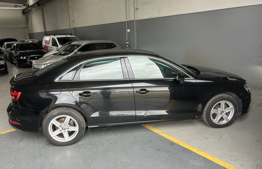 Audi A3 Limousine 1.6TDI Design de 2018