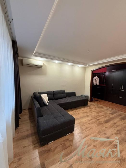 Продаж трикімнатної квартири, Шевченківський район