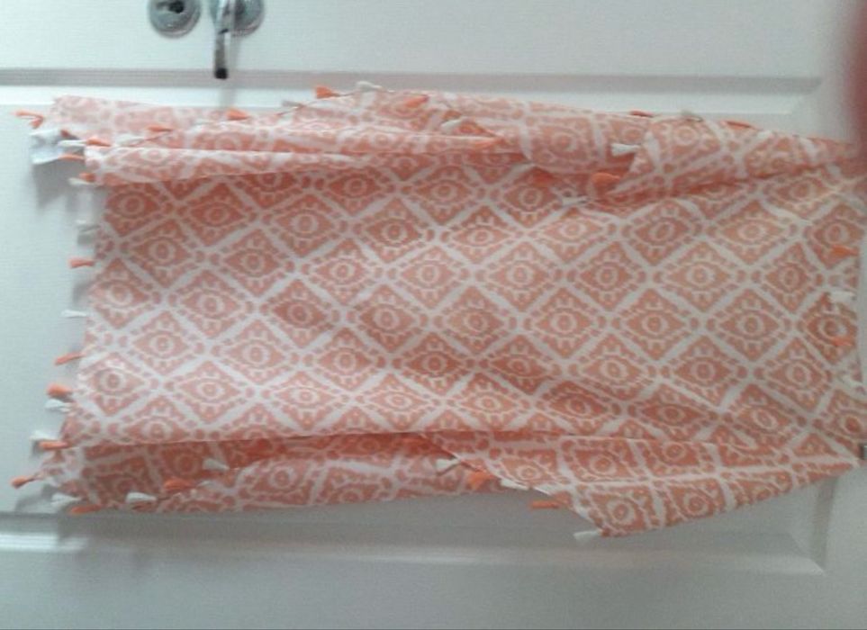 Chustka - pompony, frędzle