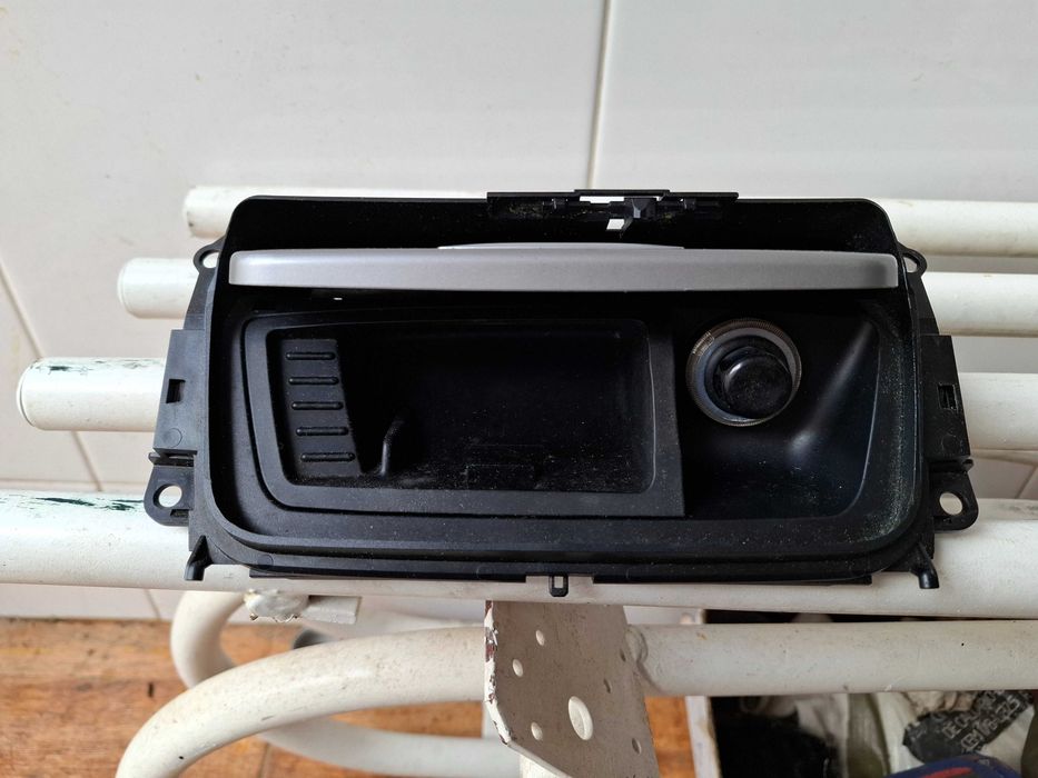 Cinzeiro BMW Serie 3 E90/E91