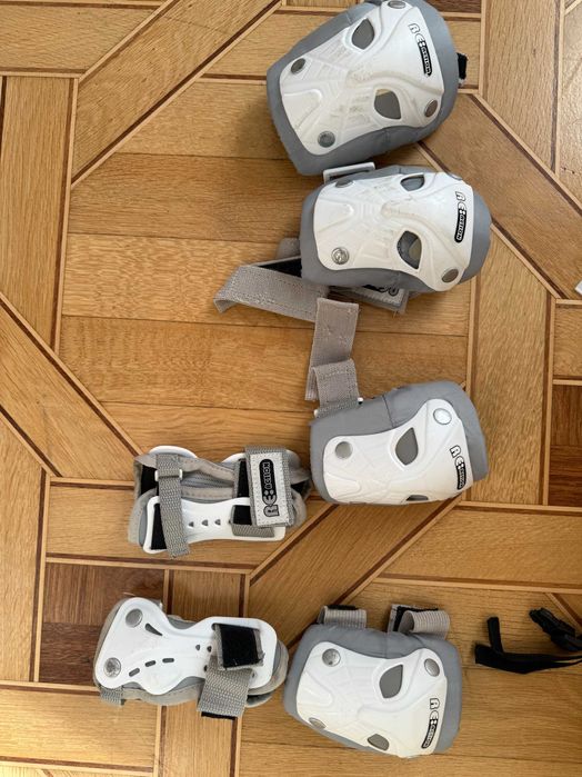 Набір захисту дитячий Reaction наколінники налокітники рукавички