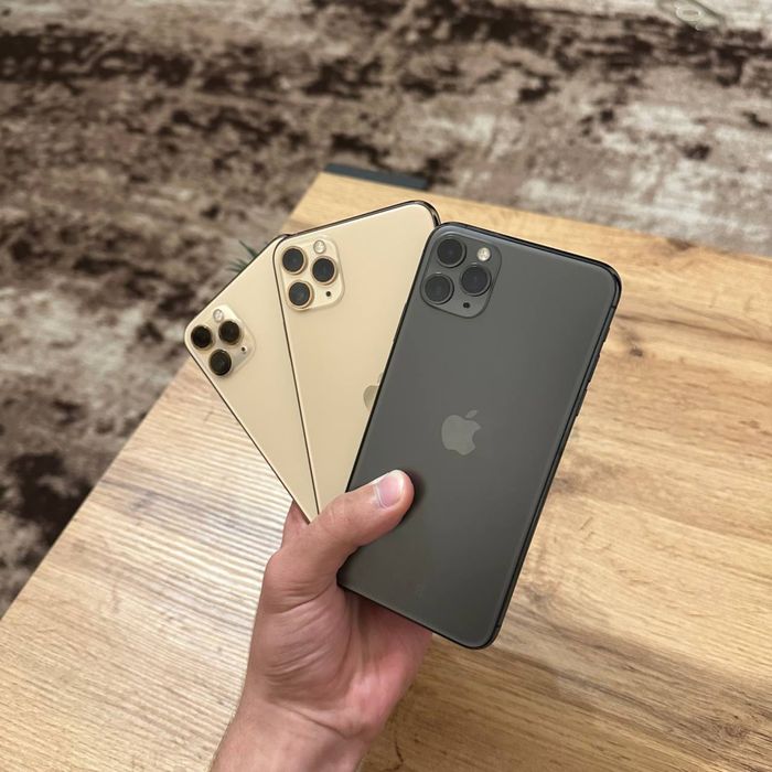Apple iPhone 11 Pro Max Gold / Space Gray 64GB - 100% АКБ