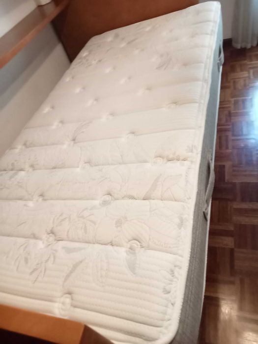 Colchão Molaflex 95*90 NOVO