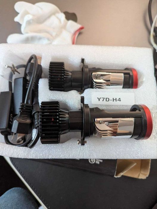 Лампы BI-LED міні лінзи мини линзы Y7D H4 .Ціна за пару