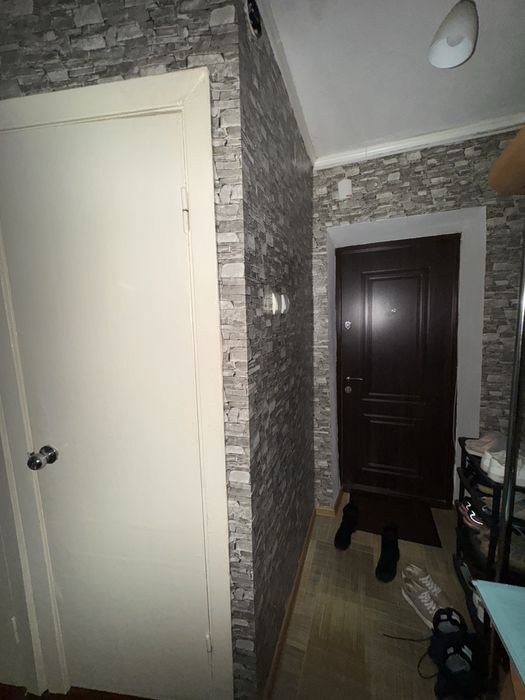 Продам 2к квартиру квартиру смт.Черкаське