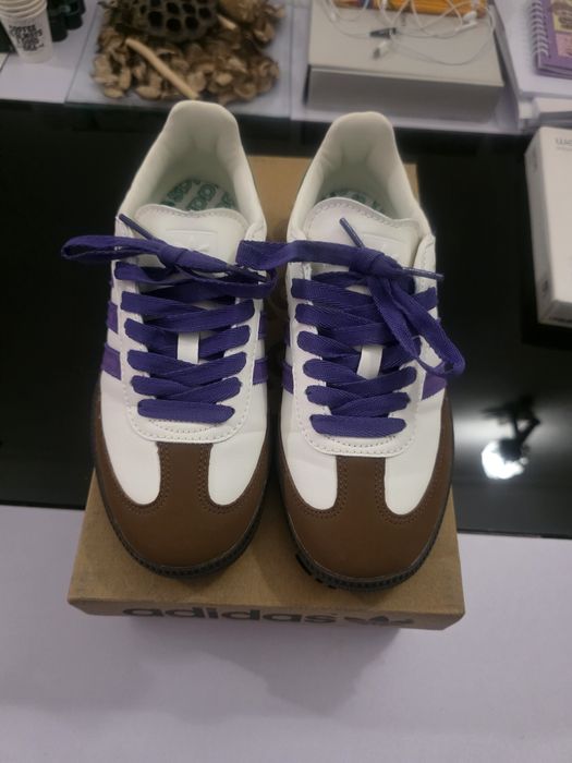 Sapatilhas Adidas Samba OG: Off White Core Purple Green Brown