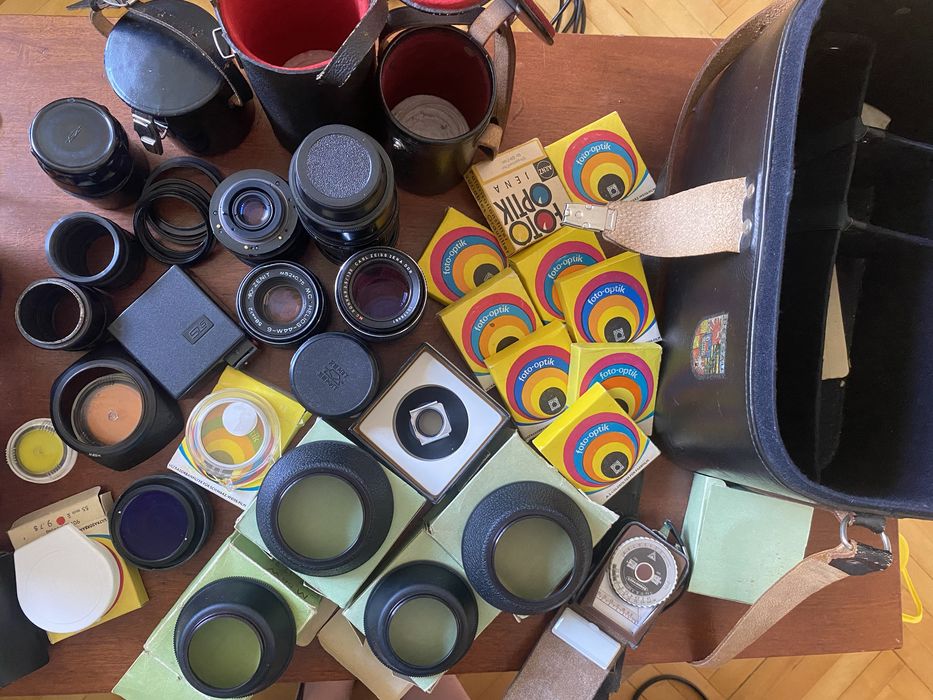 Набор обьективов и фотоапаратов