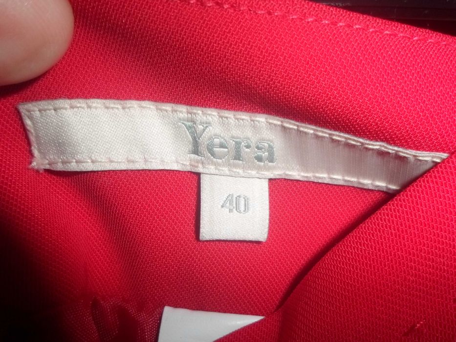 saia com bolsos  para mulher da marca YERA