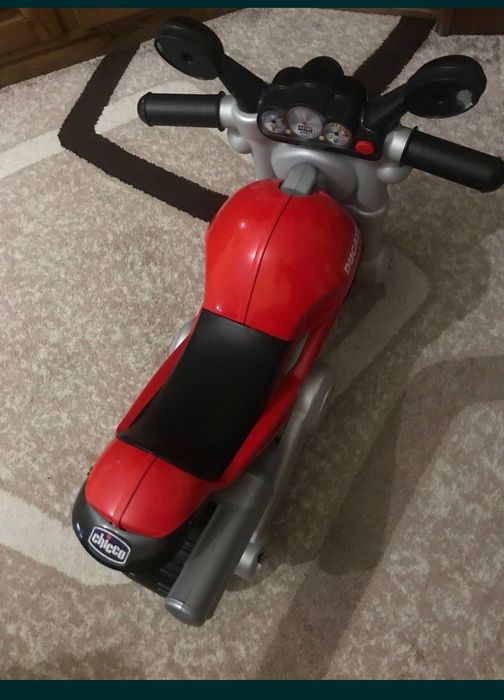 A mota Chicco 20€