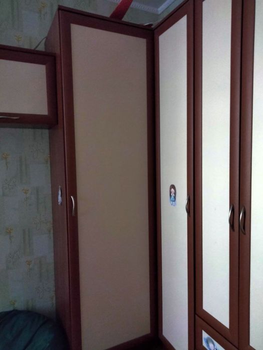 Шафи для одягу