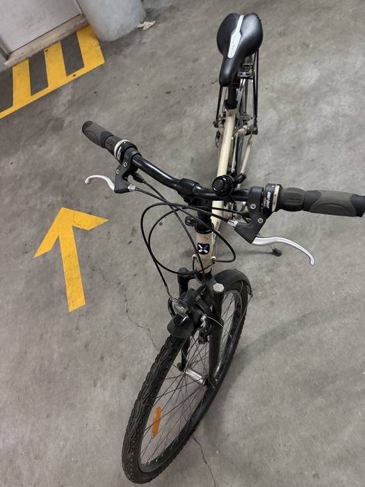 Bicicleta B’Twin 26” com suspensão total – Bom estado