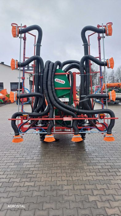 Opryskiwacz sadowniczy do truskawek Agrola Aeris H 1000 l